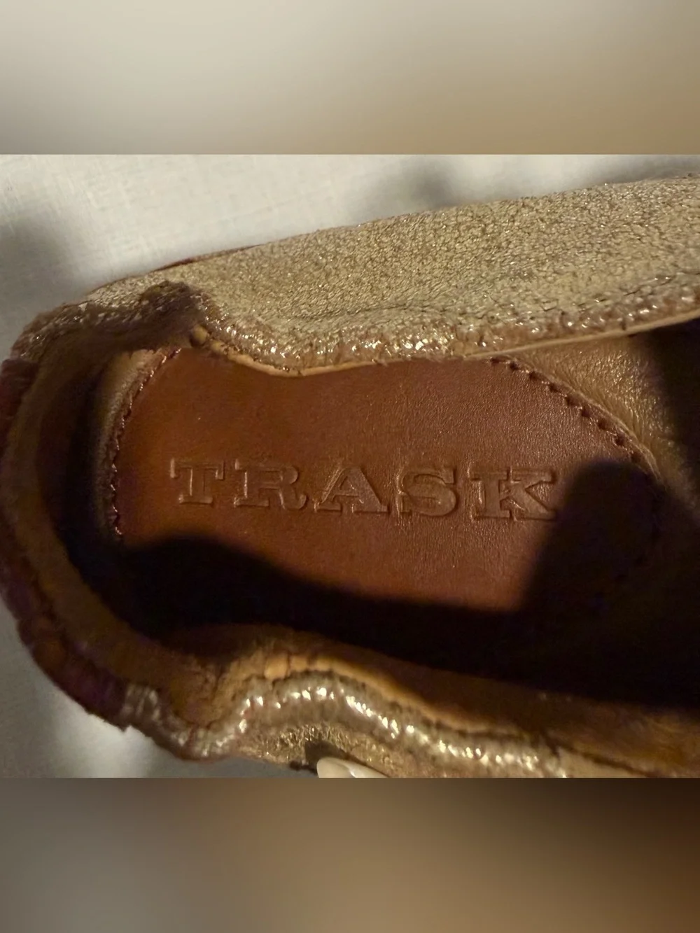 Trask women’s Oxford sz9 Metallic Tan Chukka laced shoes luxury formal neutral‎
